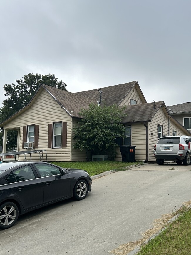 820 Windom St in Wayne, NE - Building Photo - Building Photo