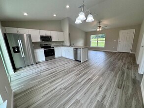 20072 SW Marine Blvd in Dunnellon, FL - Building Photo - Building Photo