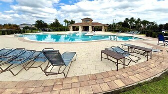 2665 San Simeon Way in Kissimmee, FL - Building Photo