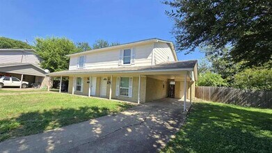 620 Royal Crest Dr in Richardson, TX - Building Photo - Building Photo