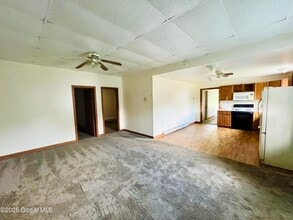 47 Tower Rd in New Baltimore, NY - Building Photo - Building Photo