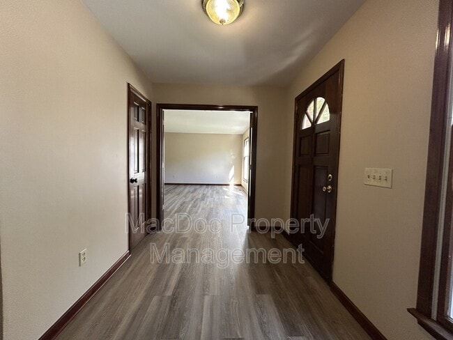 1907 White Lake Dr in Fredericksburg, VA - Building Photo - Building Photo