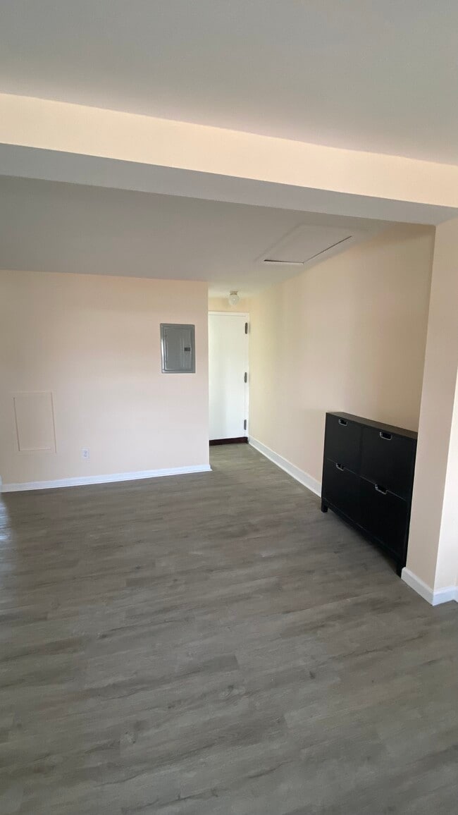426 Morris St, Unit 3 in Philadelphia, PA - Building Photo - Building Photo