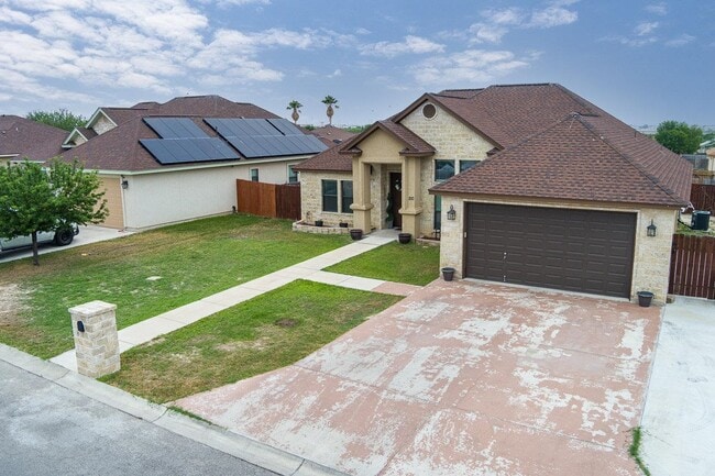 210 Alyssa Dr in Del Rio, TX - Building Photo - Building Photo