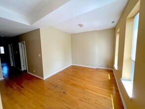 1412 W Flournoy St in Chicago, IL - Building Photo - Building Photo