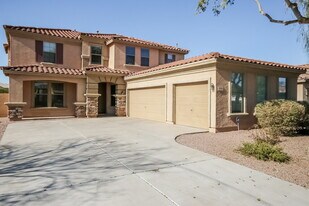 6890 S Pearl Dr in Chandler, AZ - Building Photo