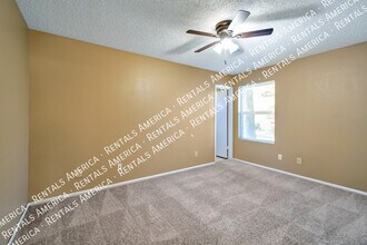 5136 E Evergreen St in Mesa, AZ - Building Photo - Building Photo