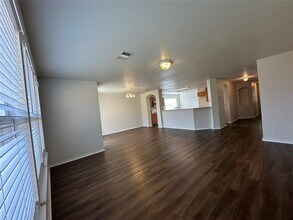 911 Ranchero Rd in Leander, TX - Building Photo - Building Photo