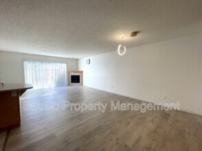 14496 NW Alta Ln in Portland, OR - Building Photo - Building Photo