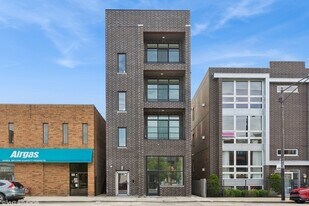 3219 N Elston Ave in Chicago, IL - Building Photo