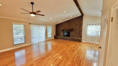 1790 Brown St in Tallahassee, FL - Building Photo - Building Photo