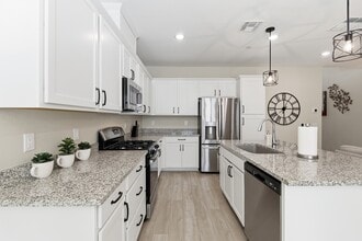 737 E Beauchamp Dr in Gilbert, AZ - Building Photo - Building Photo