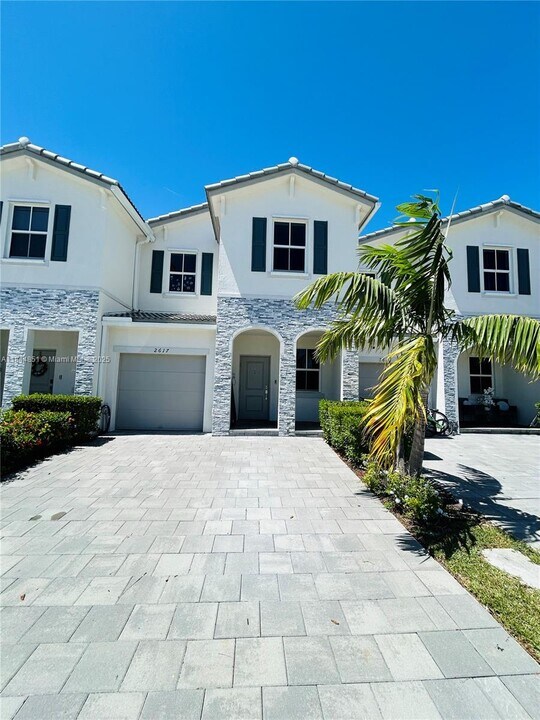 2617 SE 10th St in Homestead, FL - Building Photo