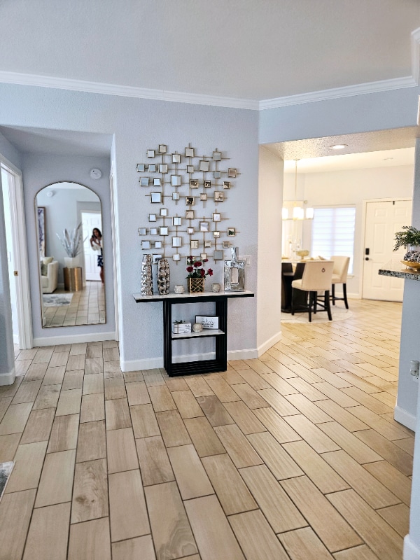 3236 E Chandler Blvd in Phoenix, AZ - Foto de edificio - Building Photo