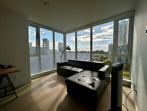 13438 Central Ave in Surrey, BC - Building Photo - Building Photo