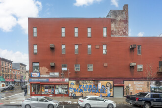 98 Graham Avenue in Brooklyn, NY - Building Photo - Building Photo