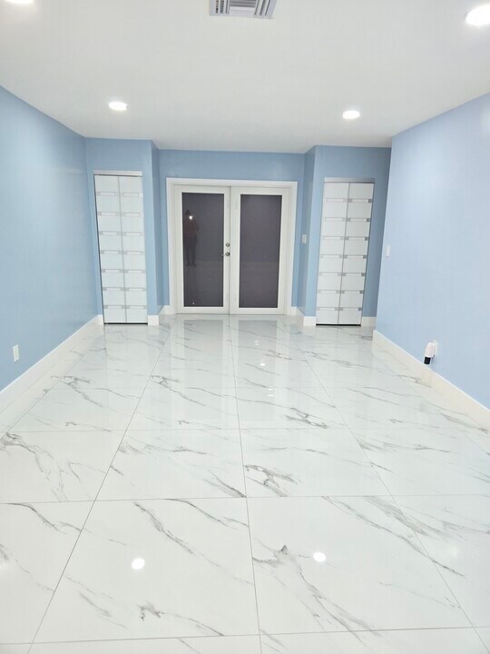 1822 SW 102nd Pl in Miami, FL - Building Photo