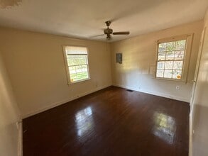 112 Robinhood Rd in Jackson, MS - Building Photo - Building Photo