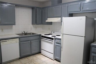2201 Kimberly Ln in Edinburg, TX - Building Photo - Building Photo
