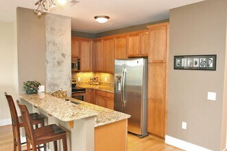 444 S Blount St in Raleigh, NC - Building Photo - Building Photo