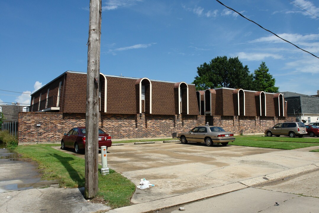 2925 Kingman St in Metairie, LA - Building Photo