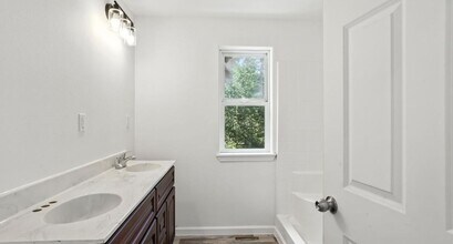 18911 SE 144th St in Renton, WA - Building Photo - Building Photo