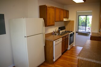 767 Lippert Ln-Unit -2E in Glendale Heights, IL - Building Photo - Building Photo