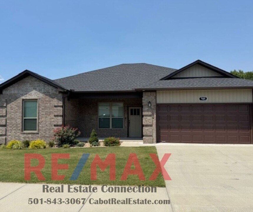 920 Villa Vis Lp in Cabot, AR - Building Photo