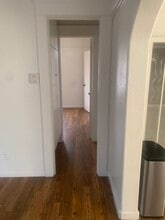 1033 E 4th St in Long Beach, CA - Building Photo - Building Photo