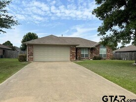 11250 Derby Dr in Flint, TX - Building Photo