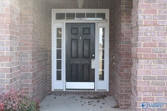 7010 Thornwood Ln SE in Owens Cross Roads, AL - Building Photo - Building Photo