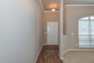 913 Eagle Cliff Dr in Norman, OK - Building Photo - Building Photo