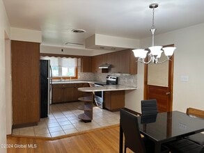 92 Daytona Ave in Albany, NY - Building Photo - Building Photo