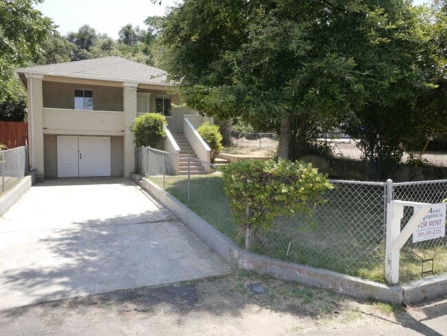 property at 163 Market St