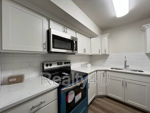 2244 N Canyon Rd in Provo, UT - Building Photo - Building Photo