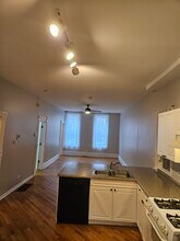 3249 N Lakewood Ave, Unit Unit 1 in Chicago, IL - Building Photo - Building Photo