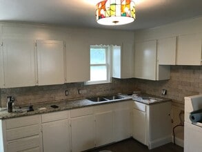 836 2nd St in Gilmer, TX - Building Photo - Building Photo