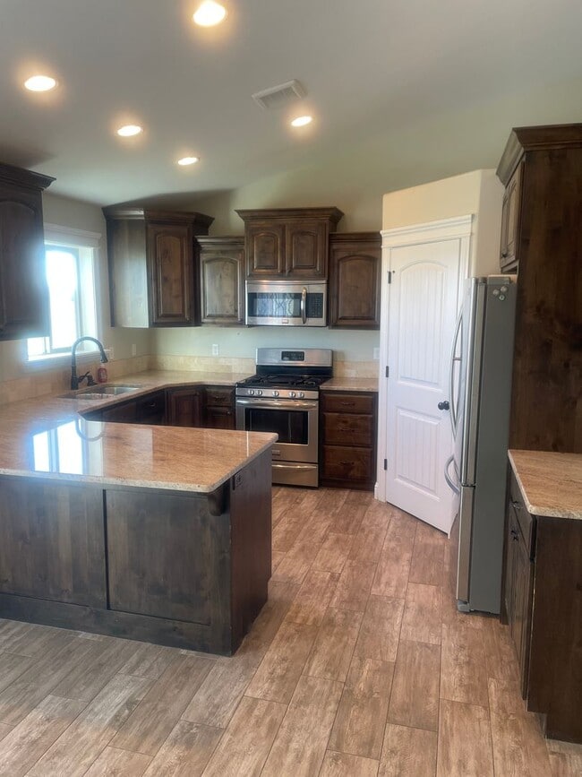 4034 E 66 N in Rigby, ID - Building Photo - Building Photo