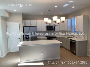 1350 Ashlynn Pl in Rio Rancho, NM - Building Photo - Building Photo
