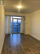 4633 Glen Erin Dr in Mississauga, ON - Building Photo - Building Photo