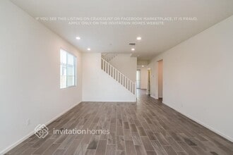 1738 W Lacewood Pl in Phoenix, AZ - Building Photo - Building Photo