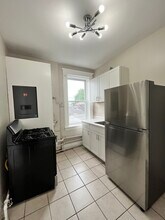 489 Kennedy Blvd, Unit 7 in Bayonne, NJ - Foto de edificio - Building Photo