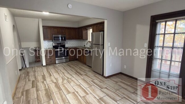 6513 129th Pl in Grandview, MO - Building Photo - Building Photo