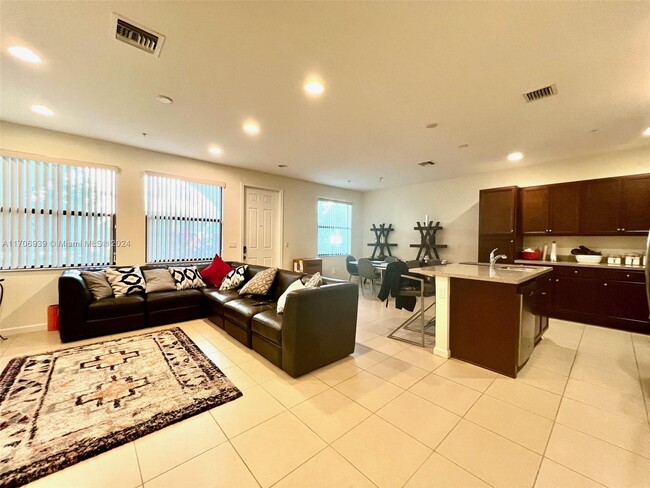 12585 NW 32nd Manor in Sunrise, FL - Foto de edificio - Building Photo