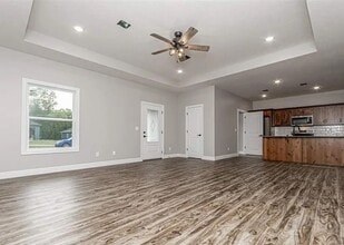 1642 Kenneth Dr in Junction City, KS - Building Photo - Building Photo