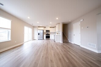 13720 Kaylemore Trl in Rosemount, MN - Building Photo - Building Photo