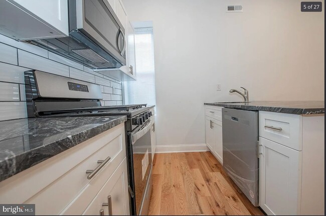 413 S 55th St in Philadelphia, PA - Building Photo - Building Photo