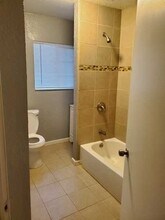 304 Ruberto St in Modesto, CA - Building Photo - Building Photo