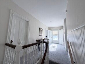 16 Parkview Ave, Unit 2 in Bangor, ME - Building Photo - Building Photo