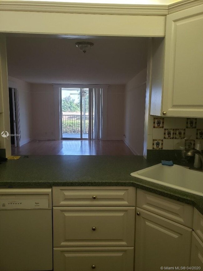 5500 NW 2nd Ave-Unit -225 in Boca Raton, FL - Building Photo - Building Photo